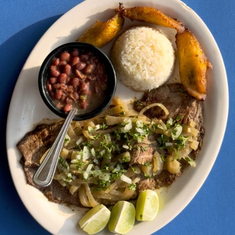Lunch Options to Savor