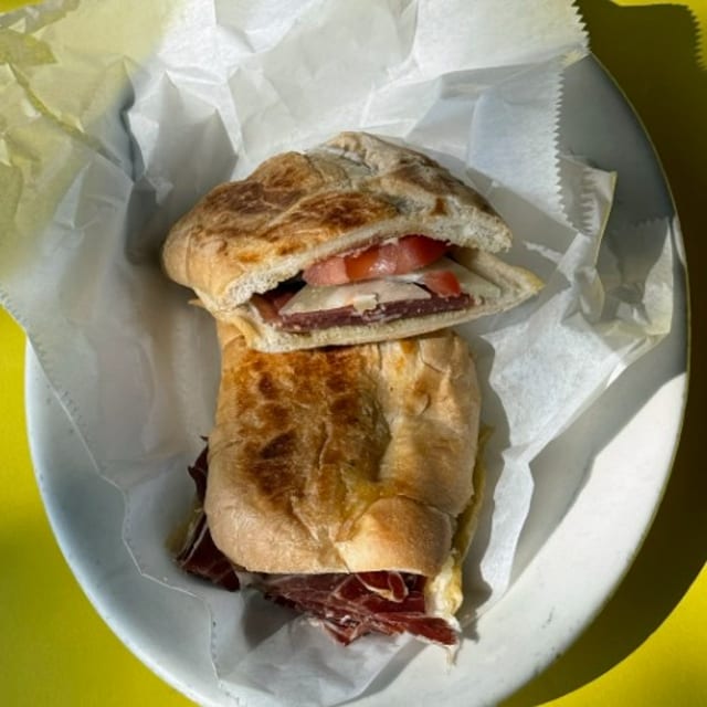 Bocata De Serrano.